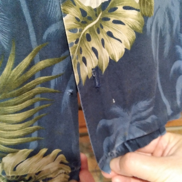 Authentic hawaiian boys short sleeve button up top - Picture 5 of 6